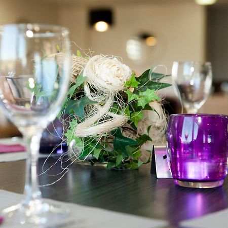 Armony Hotel Bourg-Achard Eksteriør bilde
