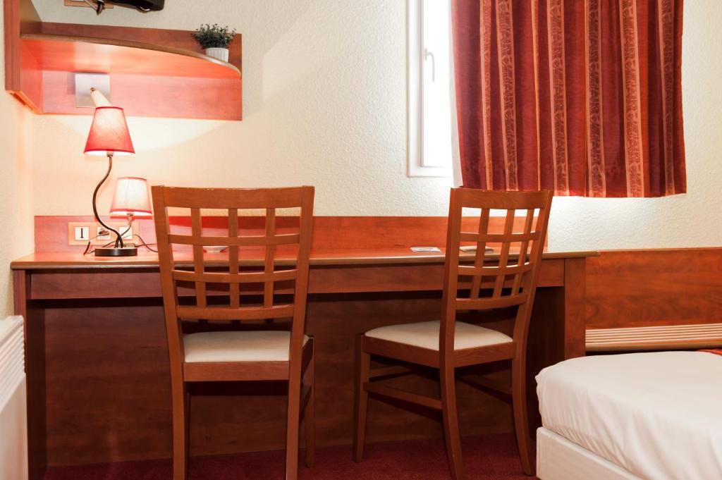Armony Hotel Bourg-Achard Rom bilde
