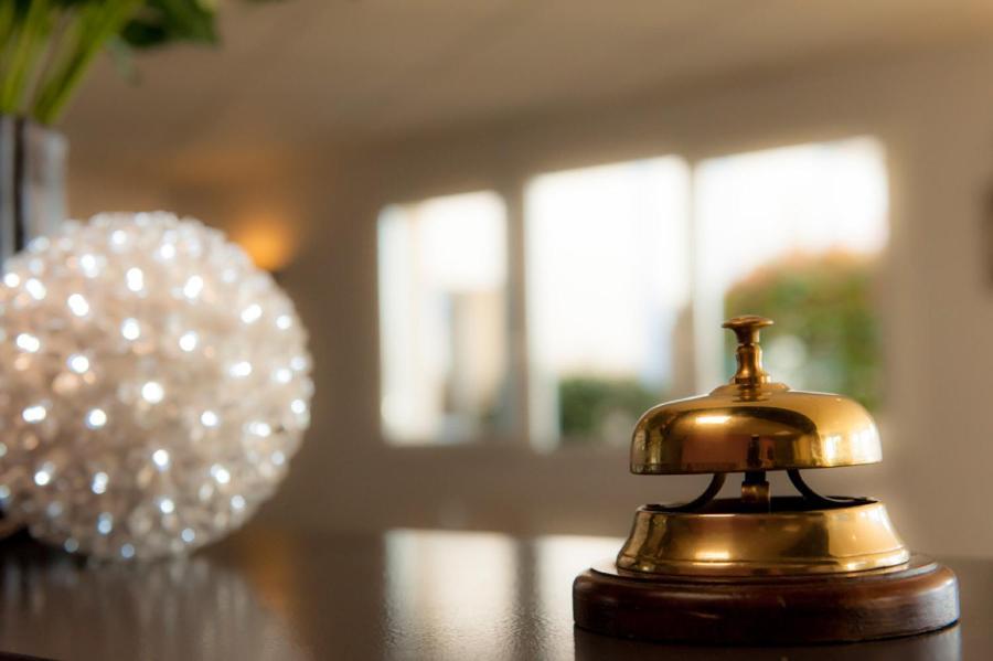Armony Hotel Bourg-Achard Eksteriør bilde