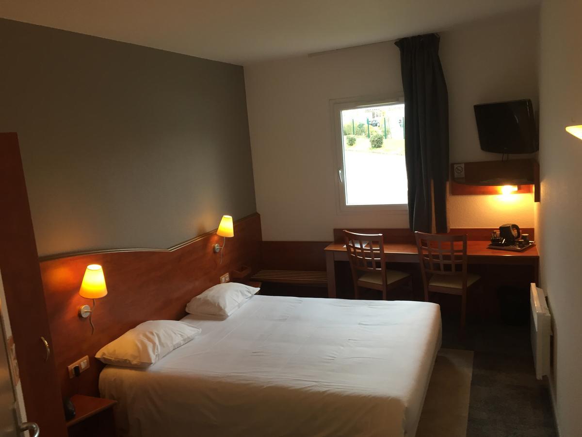 Armony Hotel Bourg-Achard Eksteriør bilde