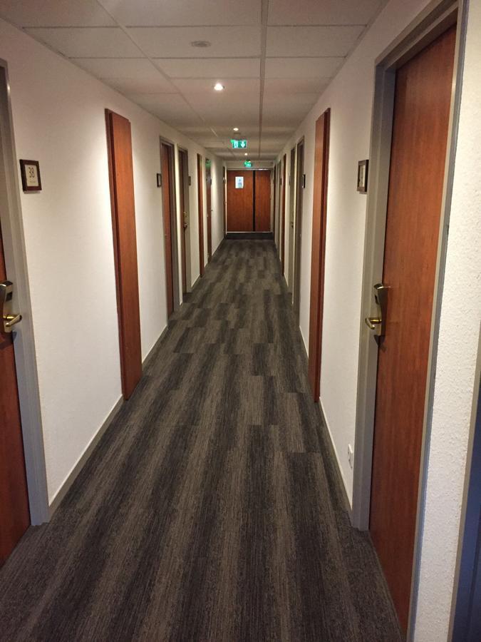 Armony Hotel Bourg-Achard Eksteriør bilde