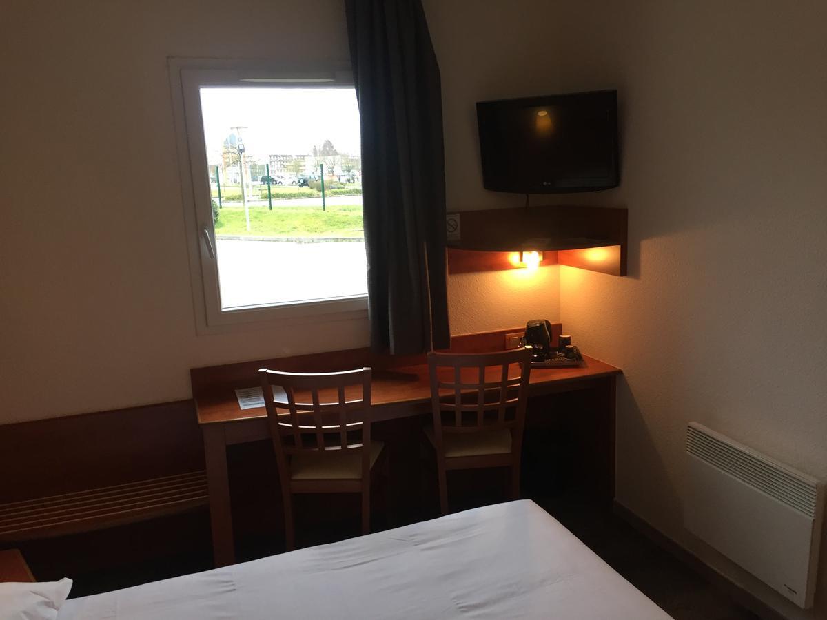 Armony Hotel Bourg-Achard Eksteriør bilde
